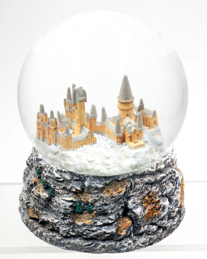 Hogwarts in Snow - Crystal Globe - Harry Potter