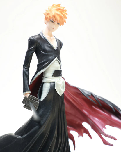 Ichigo with sword - Bleach