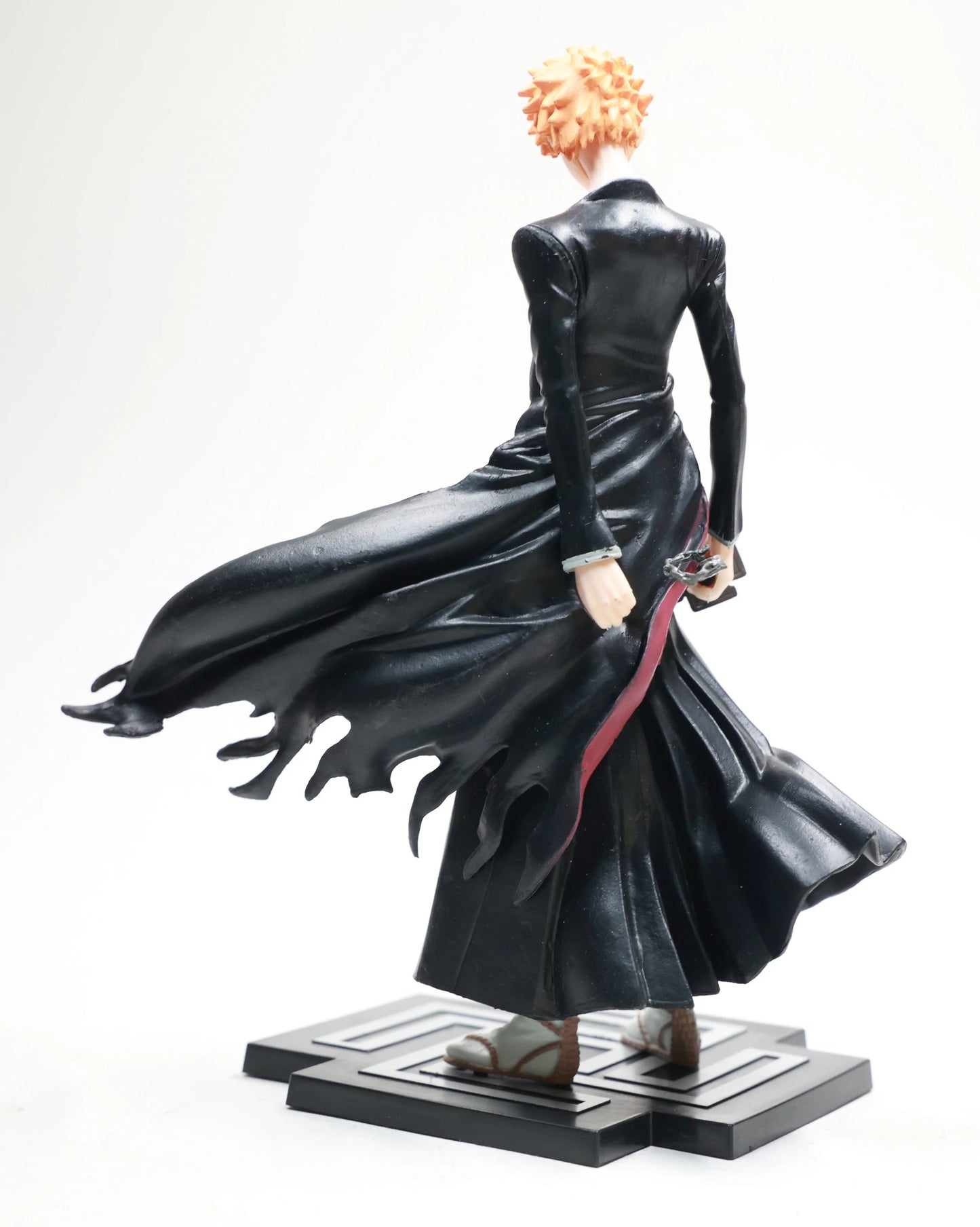 Ichigo with sword - Bleach