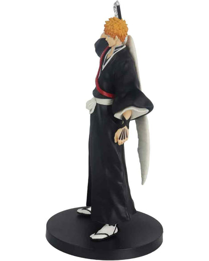 Ichigo drawing sword - Bleach