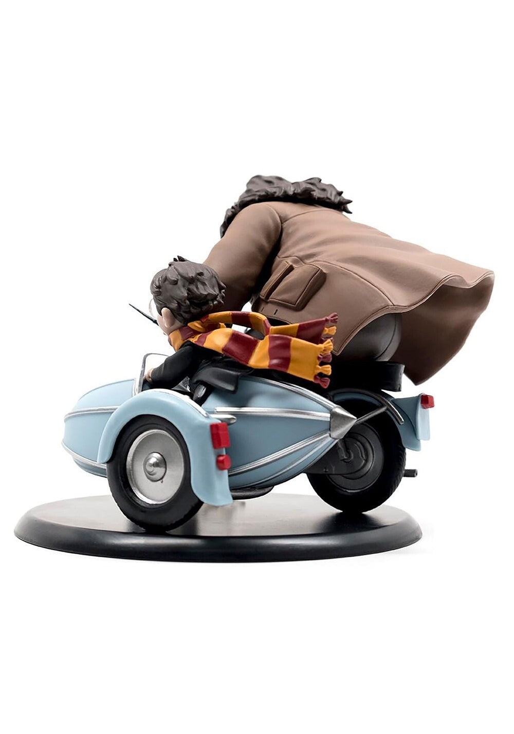 Harry & Hagrid on Magical Scooter - Harry Potter