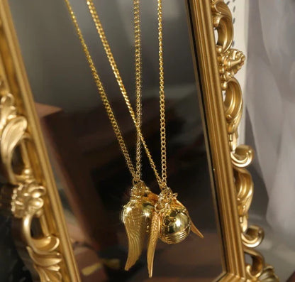 Harry Potter - Golden Snitch Pocket Watch With Chain